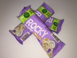   Rocky Rice Puffasztott Barna Rizsszelet Kókusz Ízű, Fehér Tejbevonóval